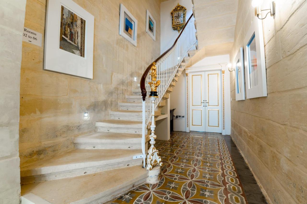 Monreal Boutique Townhouse - R024Rm5 Hotel Paola Exterior foto